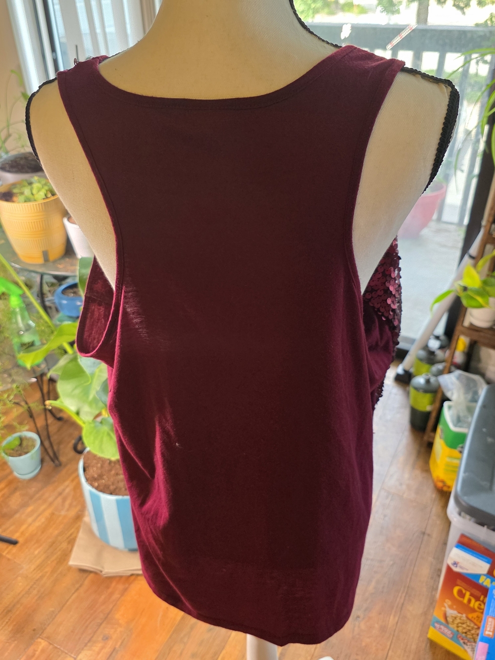 Sleeveless Sequin-Accent Tank Top in Deep Burgundy